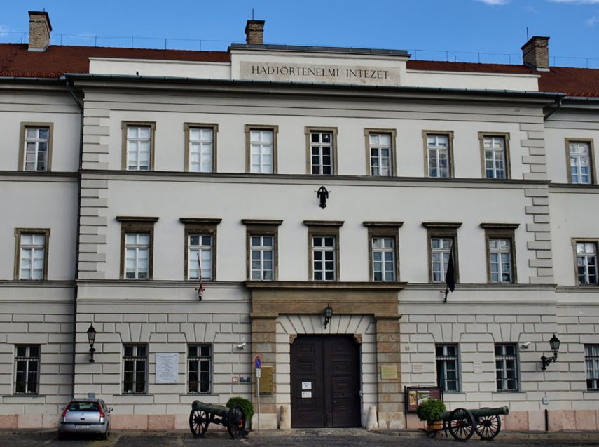 HM Hadtörténeti Intézet és Múzeum