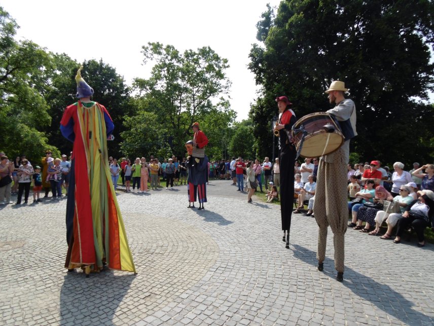 gólyalábasok
