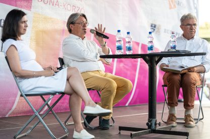 KONYVHET_MNMKK_OSZK_FOLDESI_FERENC_ZSUPAN_EDINA_SCHOCK_GYULA_NM_05.jpg